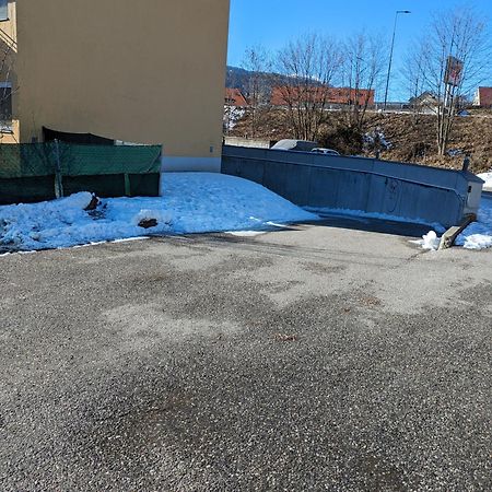 Charmante Ferienwohnung In Villach Buitenkant foto