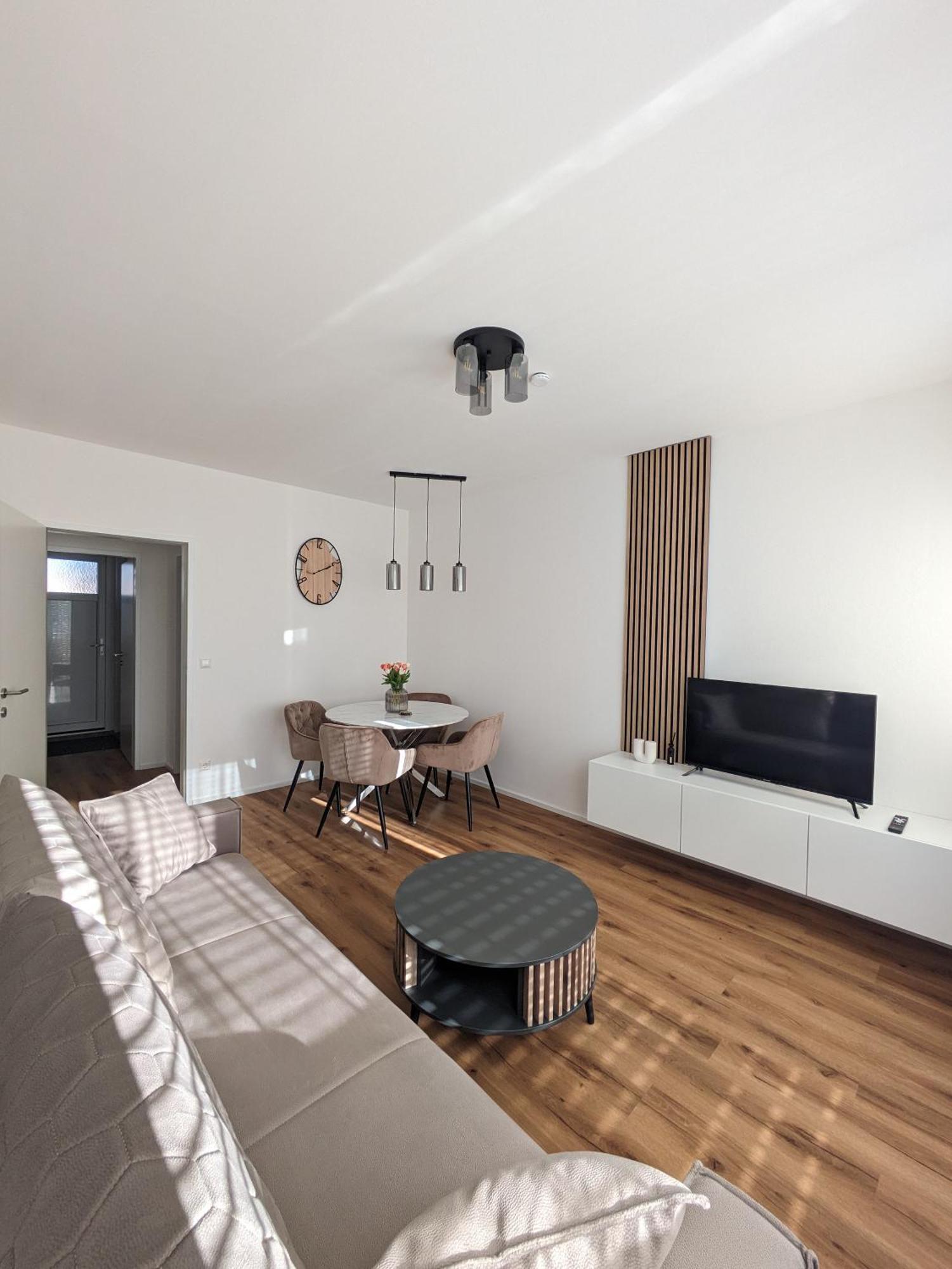 Charmante Ferienwohnung In Villach Buitenkant foto